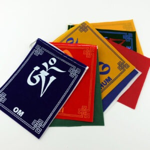 Modlitební praporky lungta s mantrou